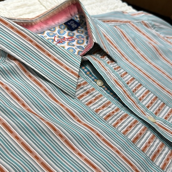 Robert Graham Light Blue Casual Button Down Shirt with Striped Pattern - Picture 4 of 9